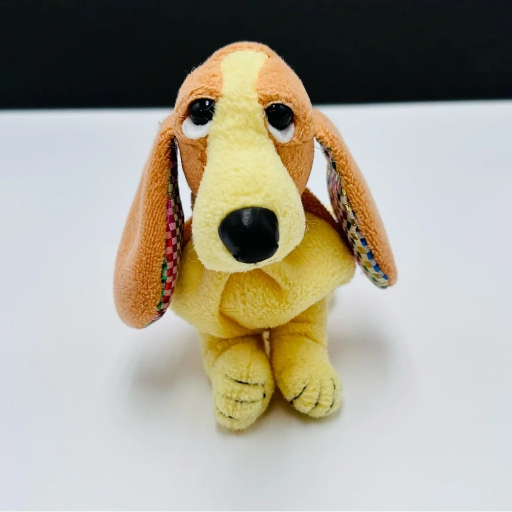 Hush Puppies Basset Hound Soft Stuffed Plush Puppy Dog 6” Beanbag Applause